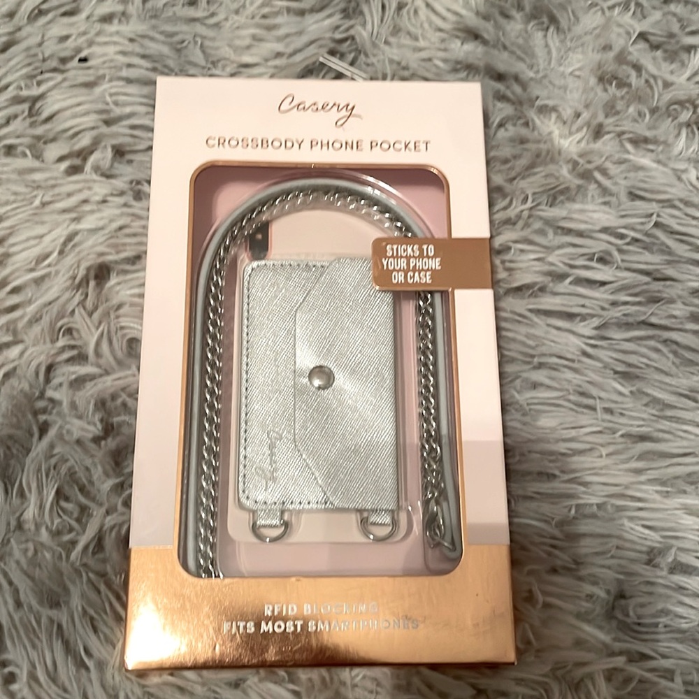 Casery Crossbody Phone Pocket